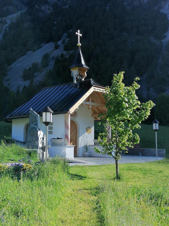 Gaestehaus Maria - Privatzimmer Nassereith Exterior photo